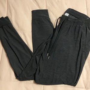 Old Navy active joggers.